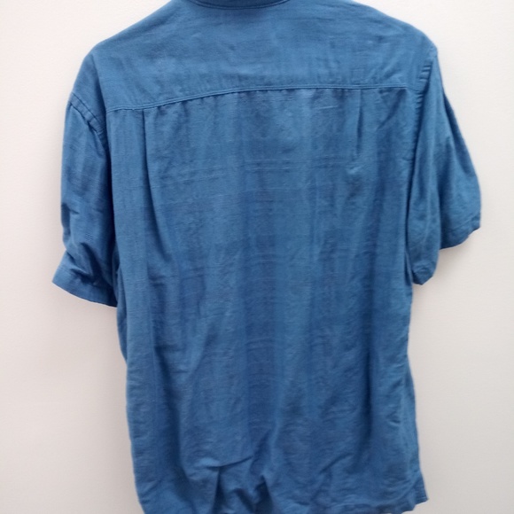 Tommy Bahama,Line Shirt, Size M two shirts - Picture 4 of 4
